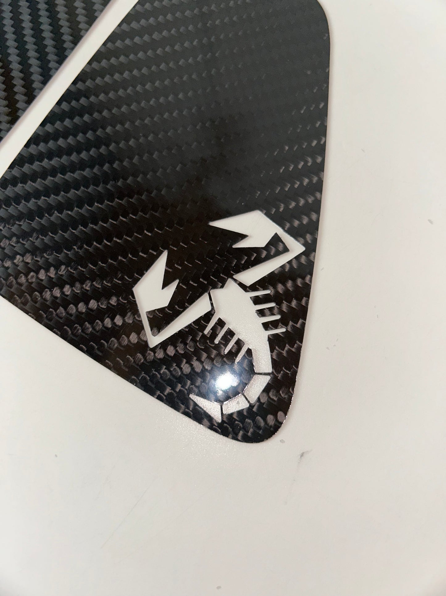 Pair of Rear Light Plates in REAL CARBON For Abarth 500 - 595 - 695 Restyling