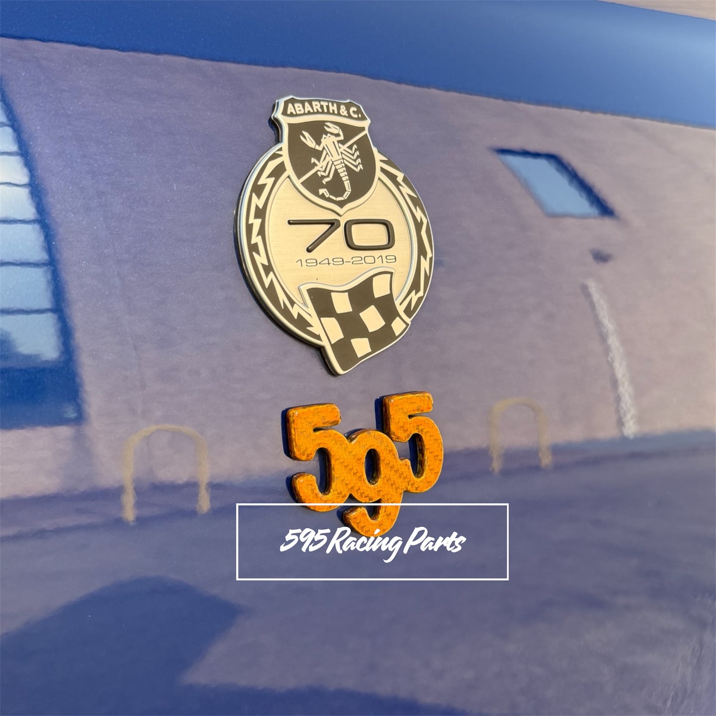 Cover logo 595 in REAL CARBON Fiat 500 Abarth - 595 - EXCLUSIVE