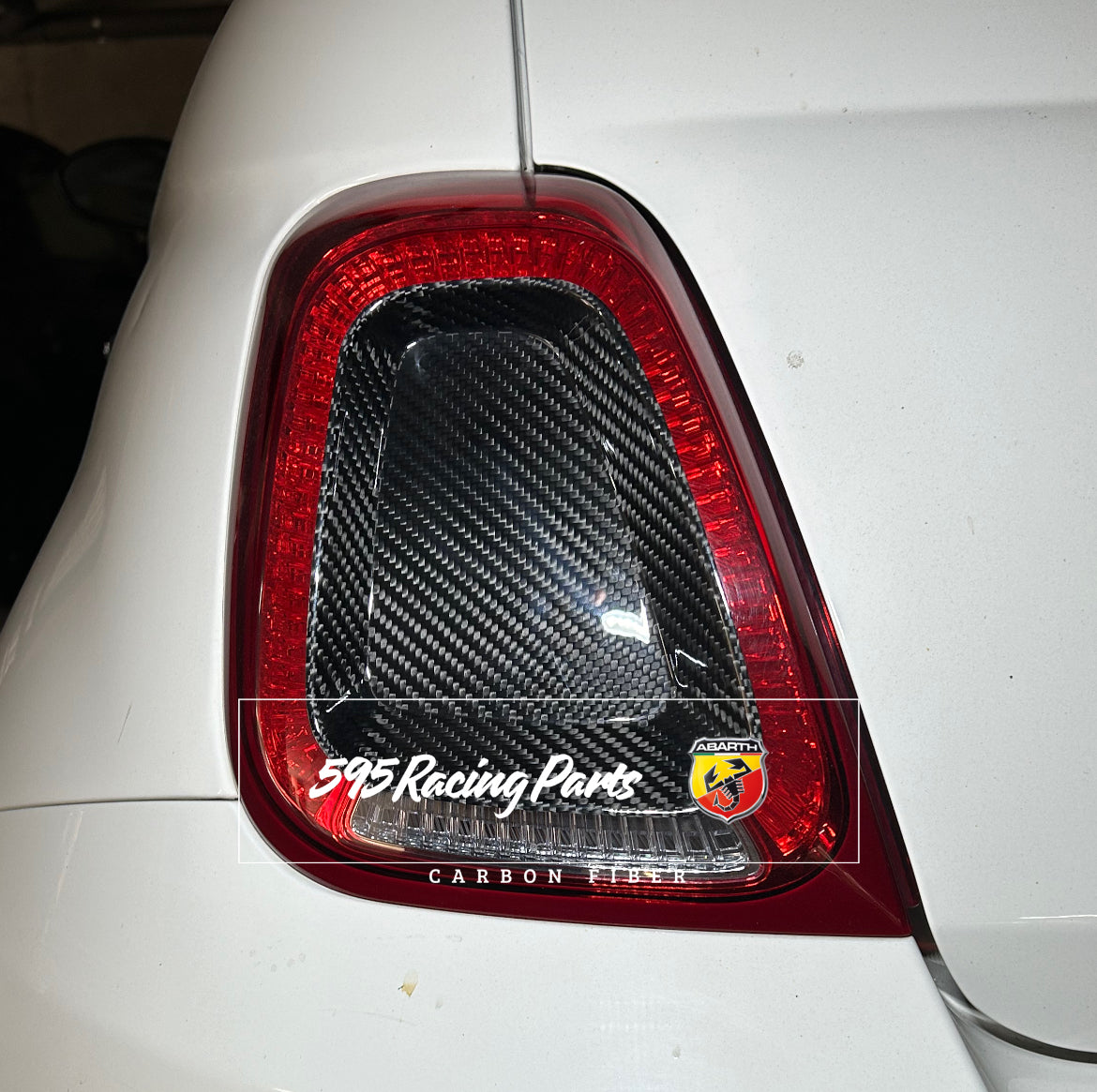 Coppia Placchette Fanali Posteriori Con Bordo in CARBONIO VERO Per Abarth 500 - 595 - 695 Restyling