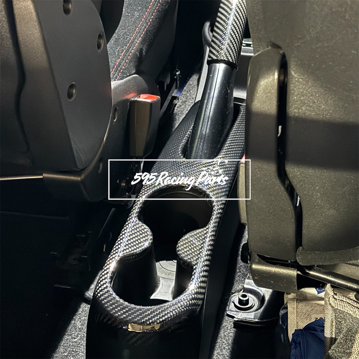 Central tunnel cover in REAL CARBON Fiat 500 Abarth - 595 - 695 Restyling