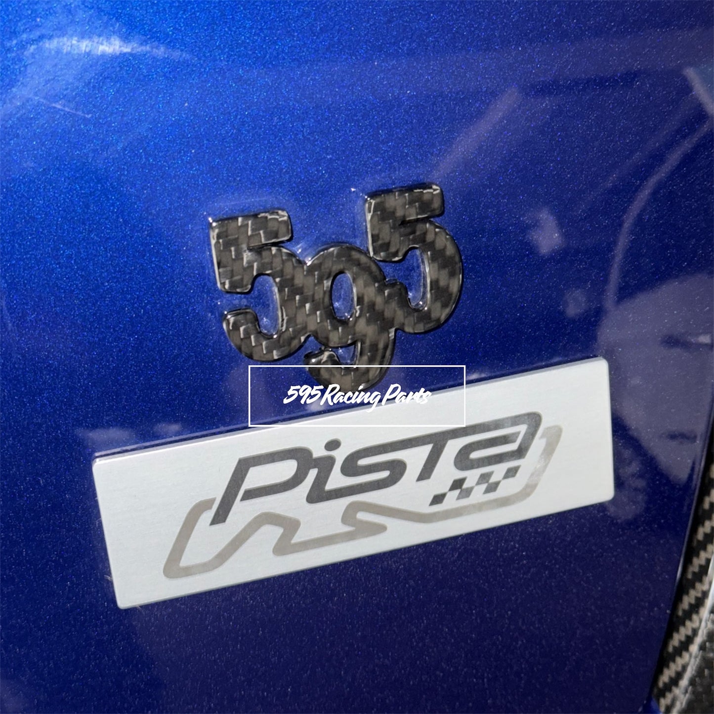 (PREORDINE) Cover logo 595 in CARBONIO VERO Fiat 500 Abarth - 595 - 695 - ESCLUSIVO