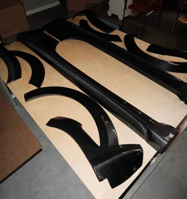 Bodykit completo 70esimo anniversario in VERO CARBONIO per Fiat 500 Abarth - 595 - 695