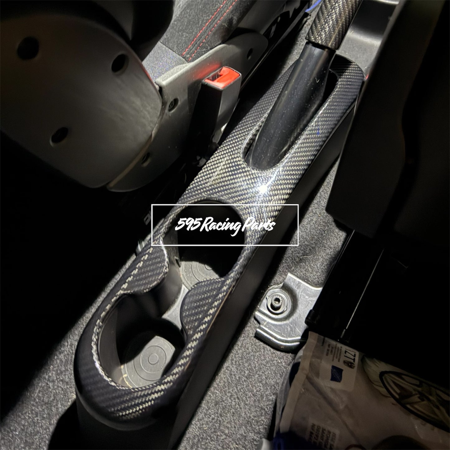 Central tunnel cover in REAL CARBON Fiat 500 Abarth - 595 - 695 Restyling