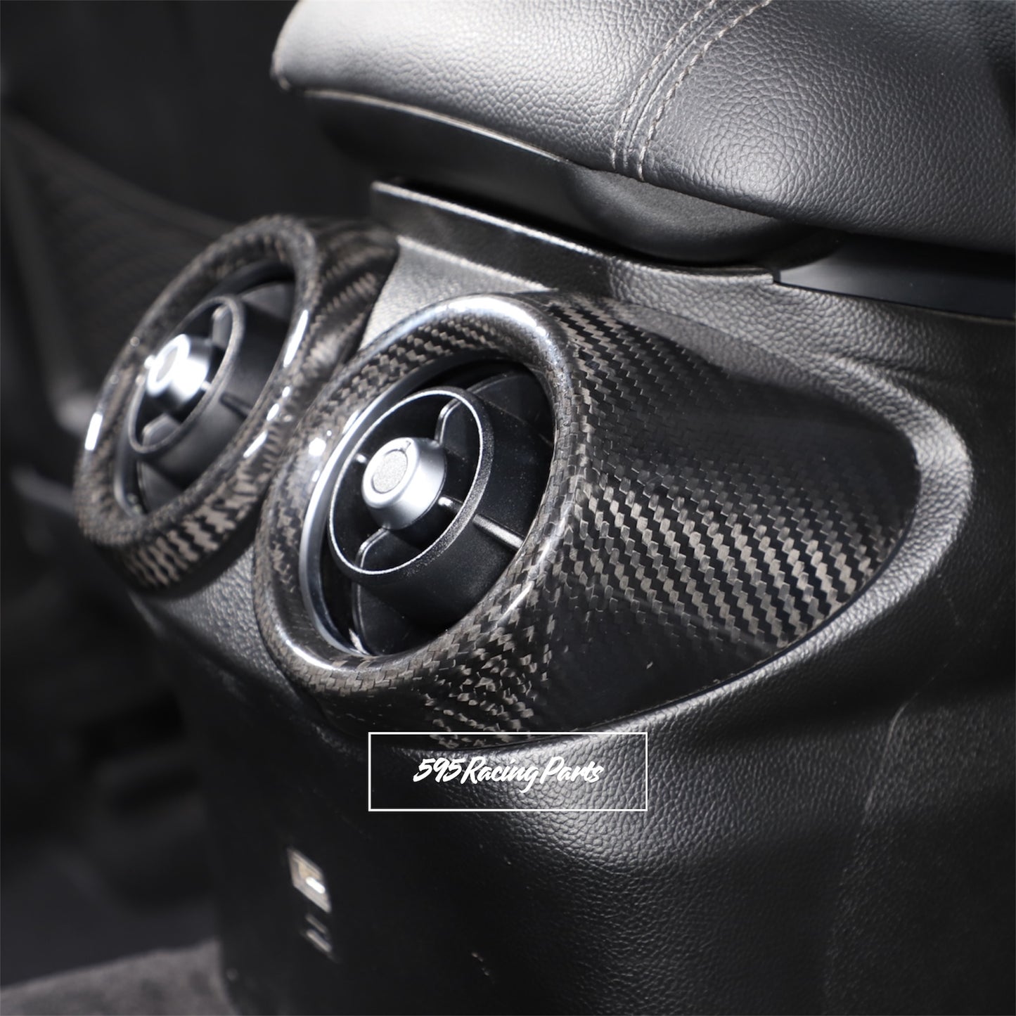 Rear air vent covers in REAL CARBON for Alfa Romeo Giulia