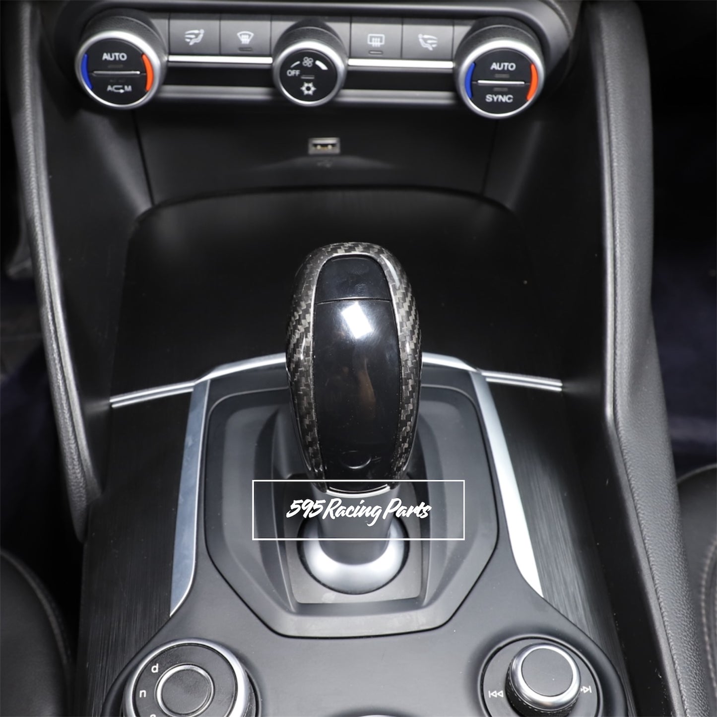 Cover pomello cambio in VERO CARBONIO per Alfa Romeo Giulia