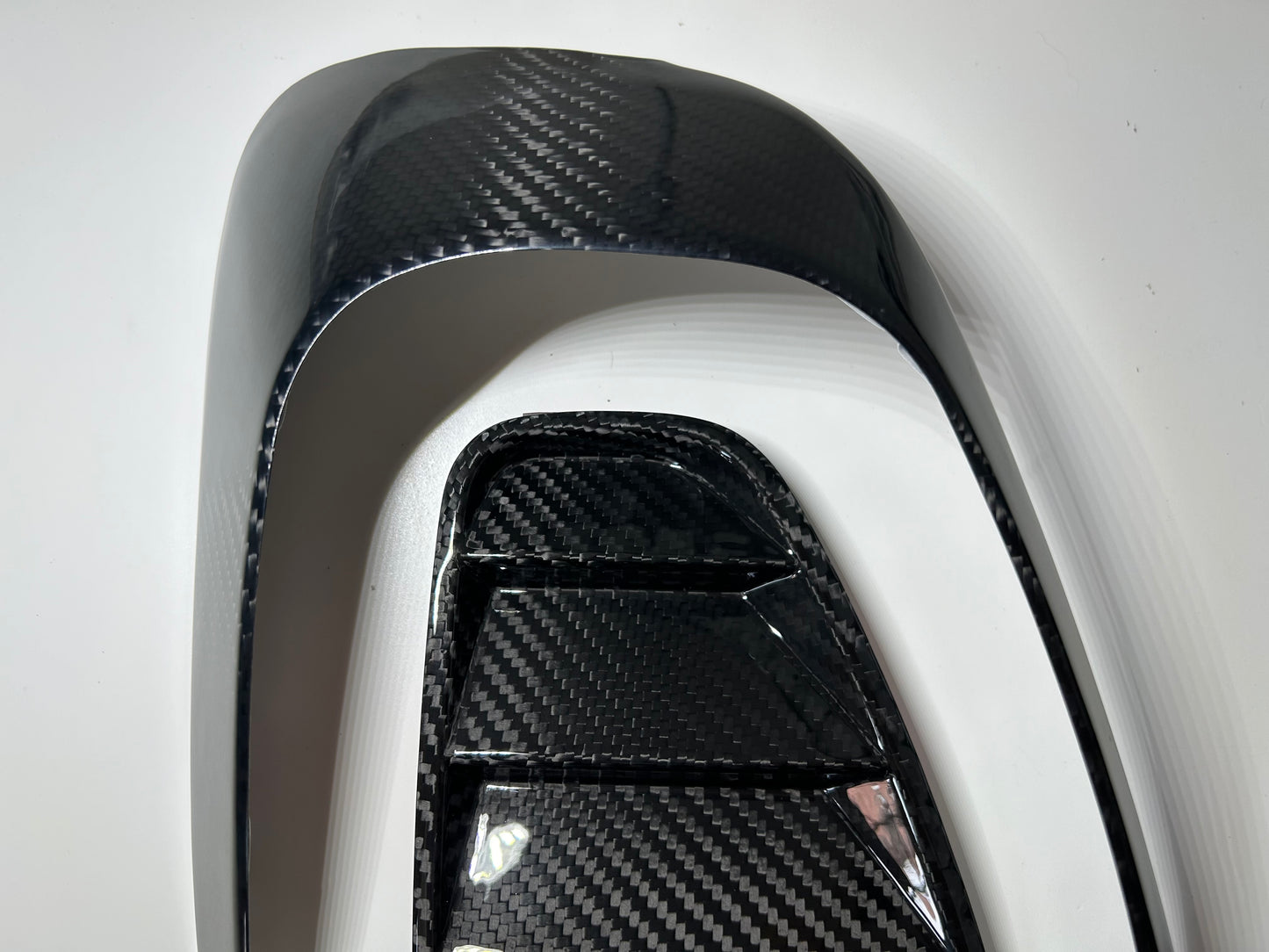Pair of Rear Light Covers in REAL CARBON For Abarth 500 - 595 - 695 Restyling