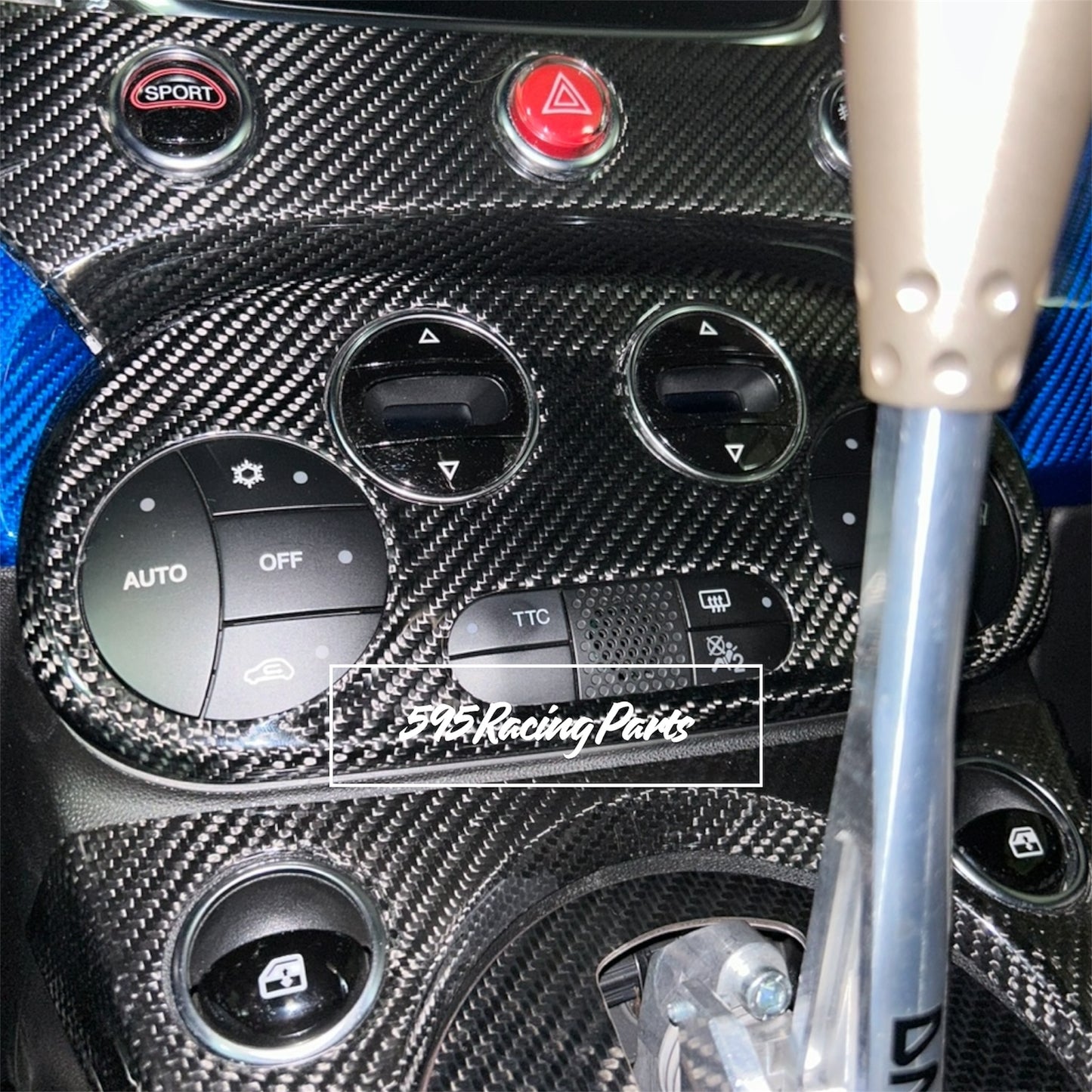 Automatic Climate Cover in REAL CARBON Fiat 500 Abarth - 595 - 695