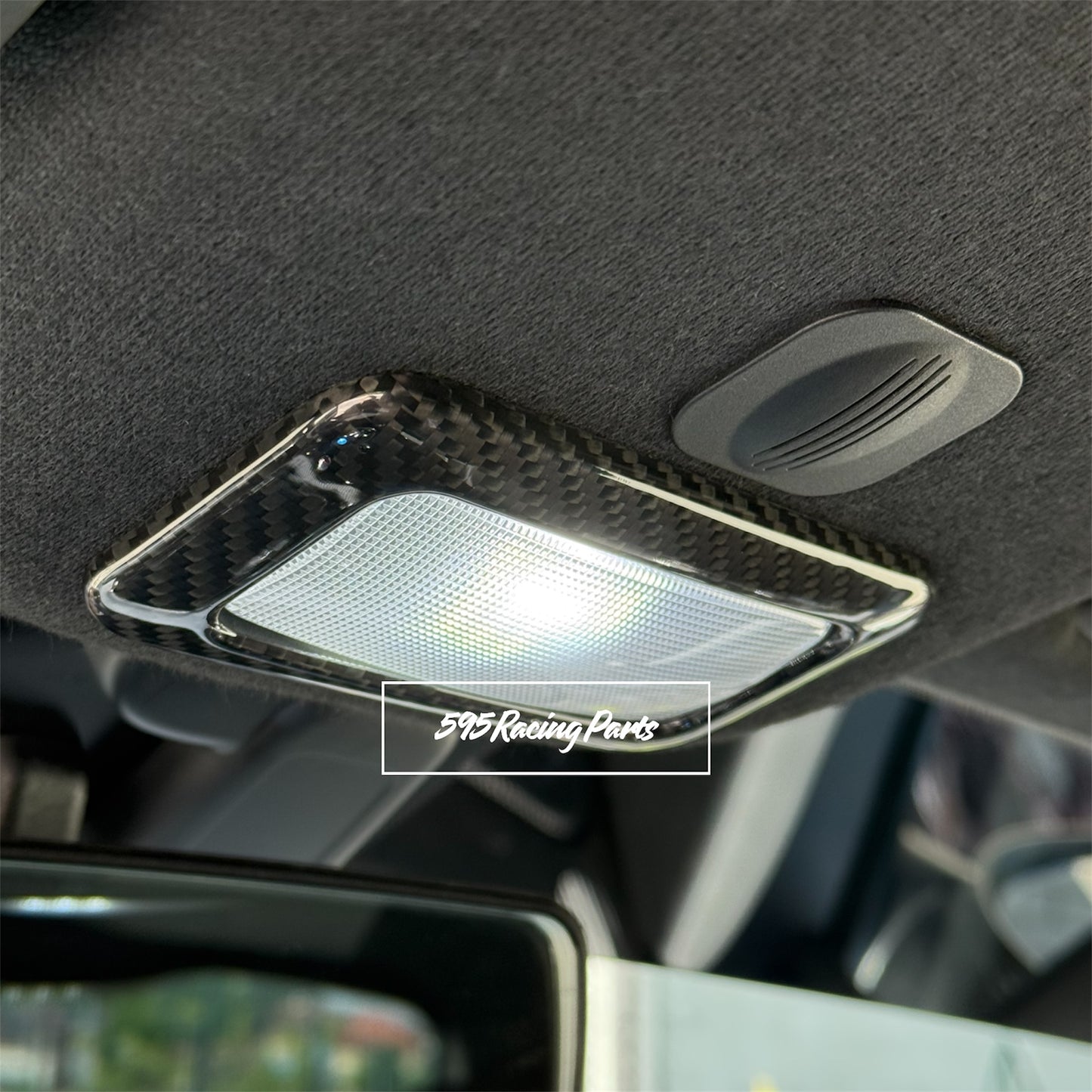 Courtesy light cover in REAL CARBON Fiat 500 Abarth - 595 - 695 - Fiat 500