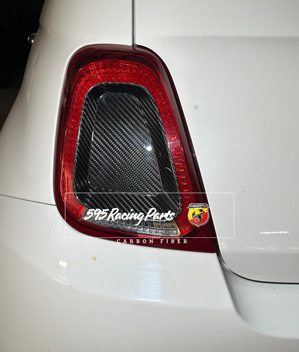 Coppia Placchette Fanali Posteriori Con Bordo in CARBONIO VERO Per Abarth 500 - 595 - 695 Restyling