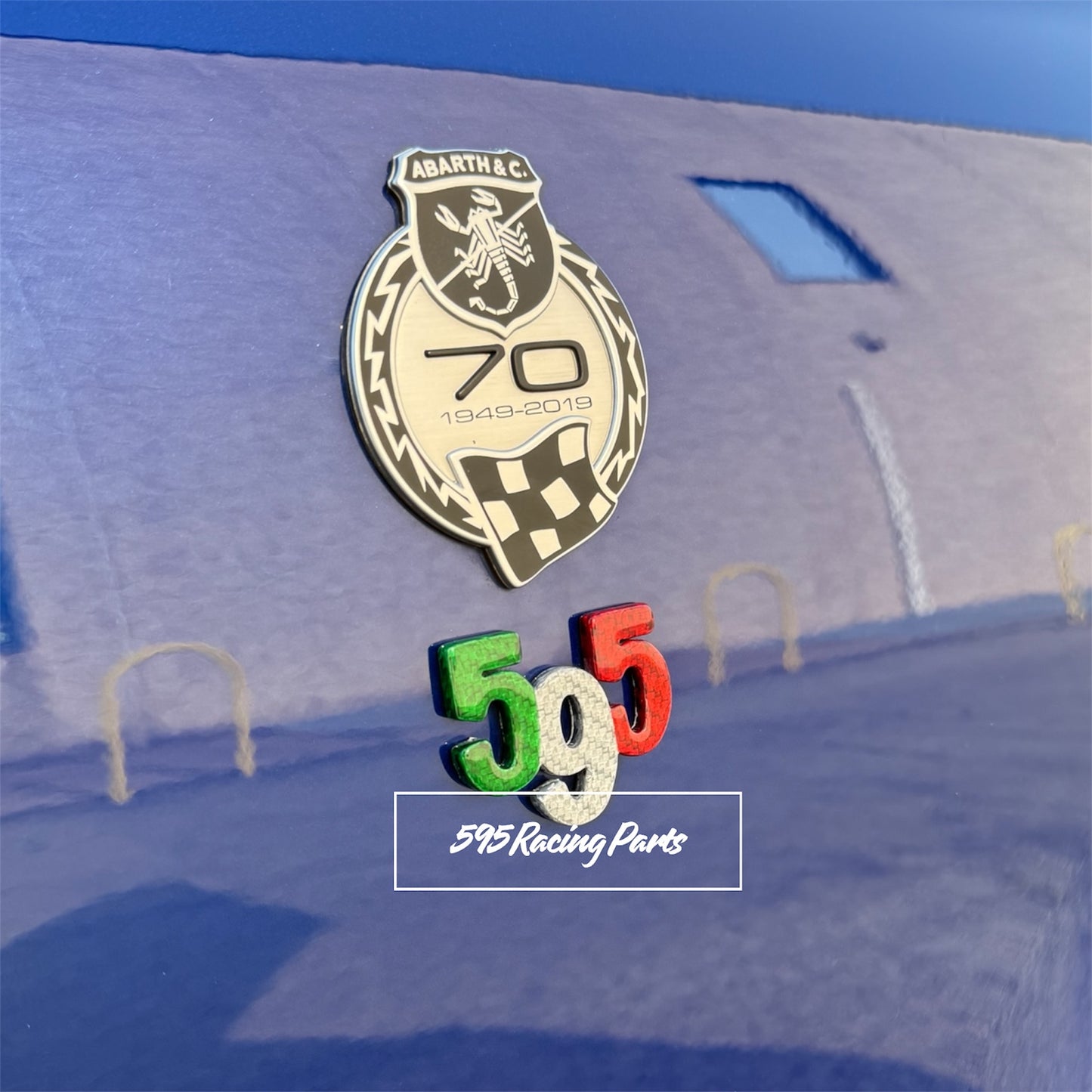 Cover logo 595 in REAL CARBON Fiat 500 Abarth - 595 - EXCLUSIVE