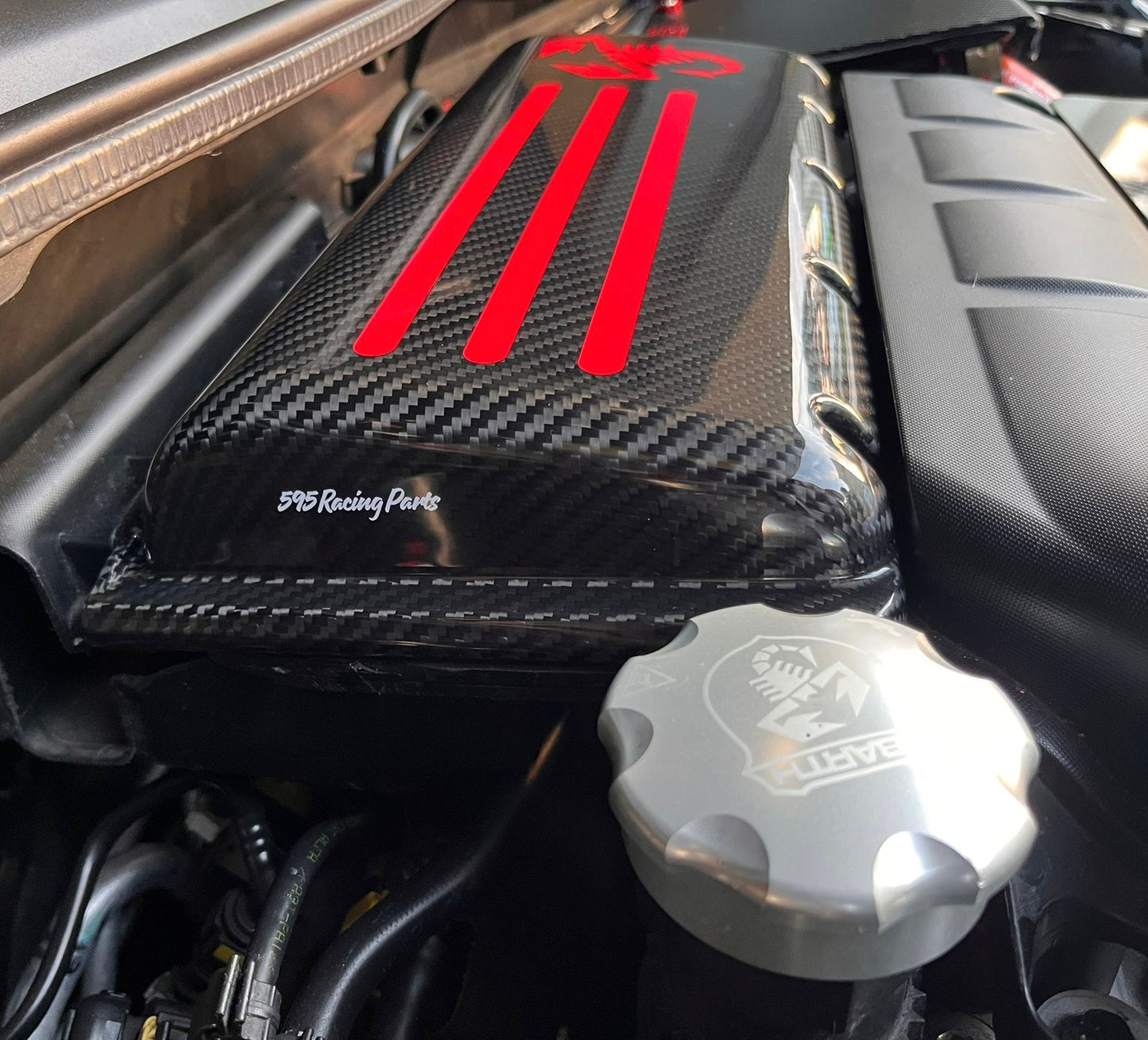 Cover scatola filtro in VERO CARBONIO per Fiat 500 Abarth (tutte le versioni)