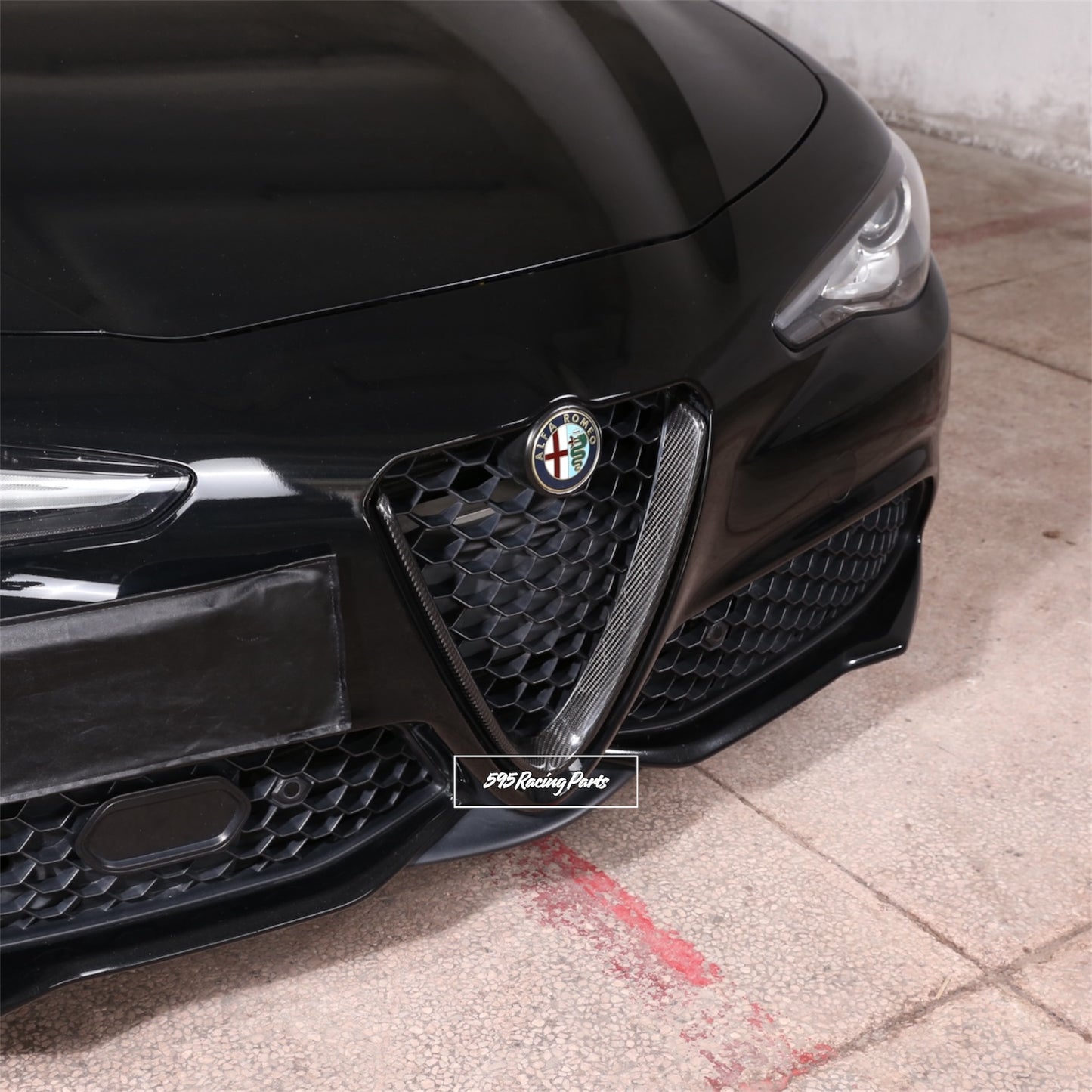 Cover modanatura anteriore in VERO CARBONIO per Alfa Romeo Giulia 2017/2021