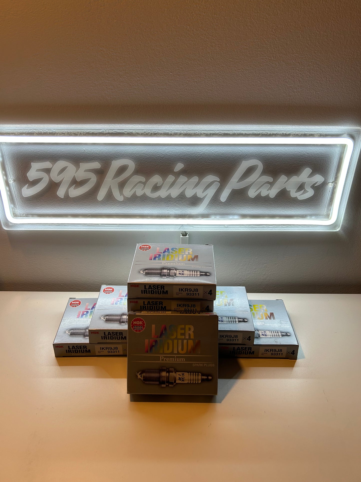 Set 4 Candele NGK IKR9J8 Laser Iridium Originali Abarth 500 - 595 - 695 - TJET