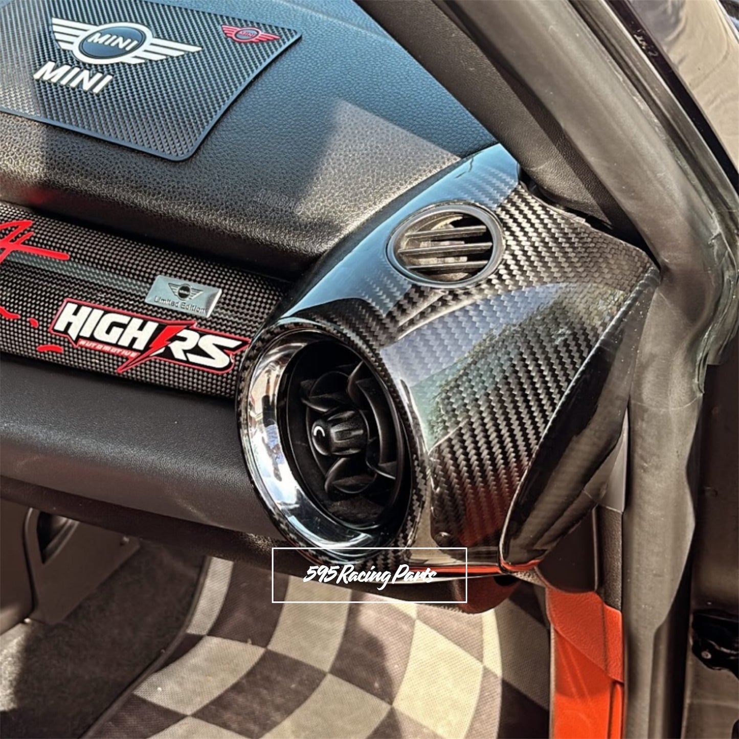 Pair of REAL CARBON air vent covers Mini Cooper S R55/R56/R57/R58/R59