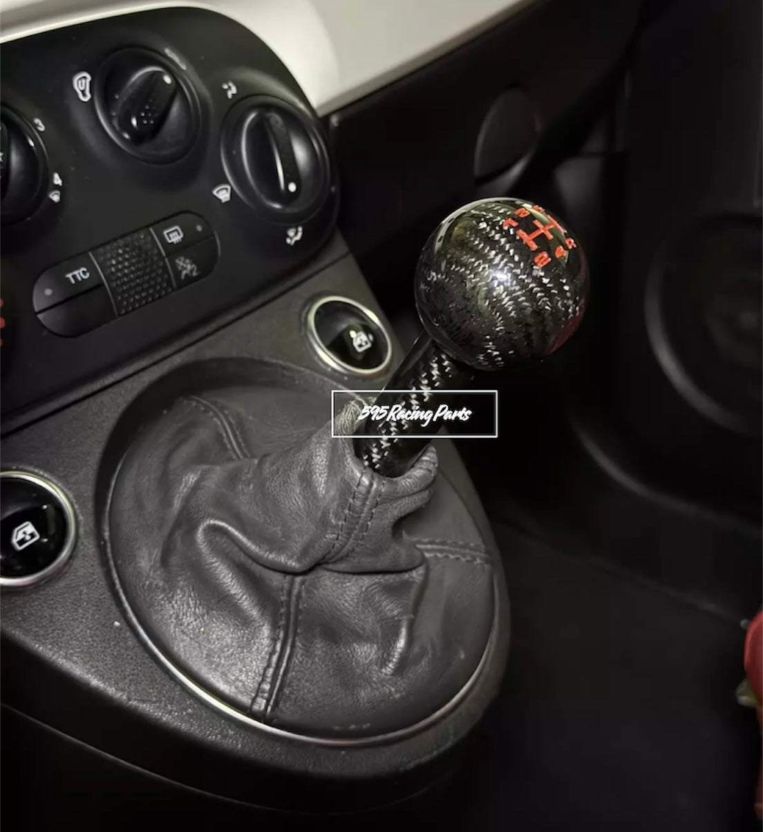 Gear knob in REAL CARBON with gears Fiat 500 Abarth - 595 - 500 - 695 - in different finishes 