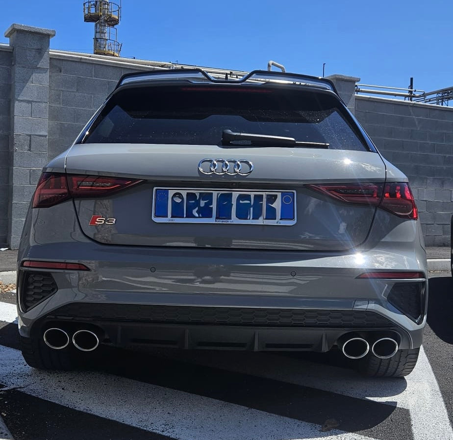 Audi RS3 S3 8Y Spoiler in REAL CARBON