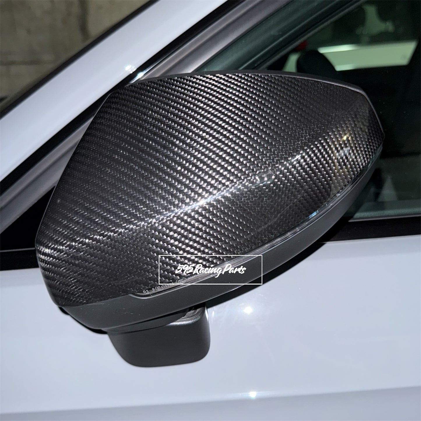 Pair of REAL CARBON mirror caps for Audi A3/S3/RS3 8V