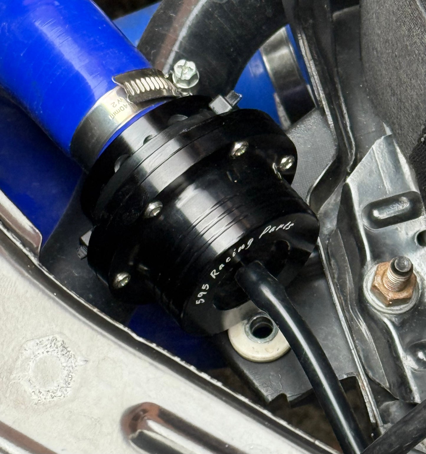 Mechanical pop off valve Abarth 500 - 595 - 695