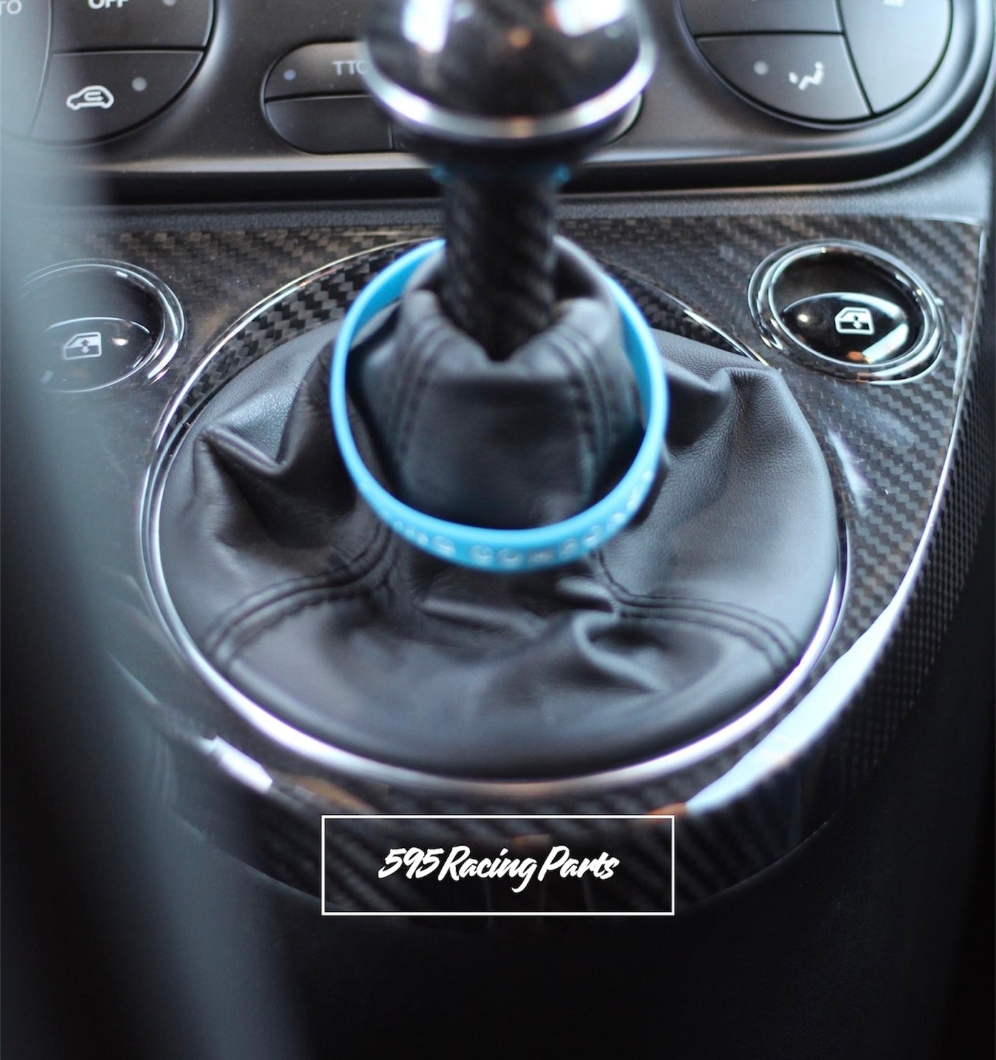 Gear Shift Cover in REAL CARBON Fiat 500 Abarth - 595 - 695 - Fiat 500 - Restyling - in different finishes