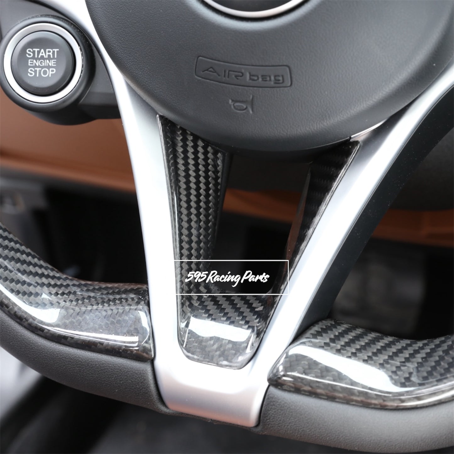 Steering wheel insert in REAL CARBON for Alfa Romeo Giulia