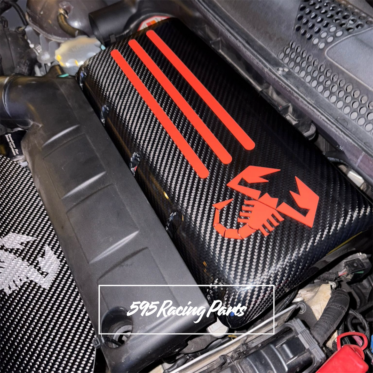 Cover scatola filtro in VERO CARBONIO per Fiat 500 Abarth (tutte le versioni)