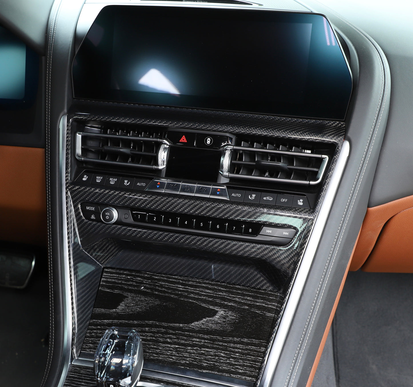 Cover console centrale CD in VERO CARBONIO per BMW Serie 8 2019-2022
