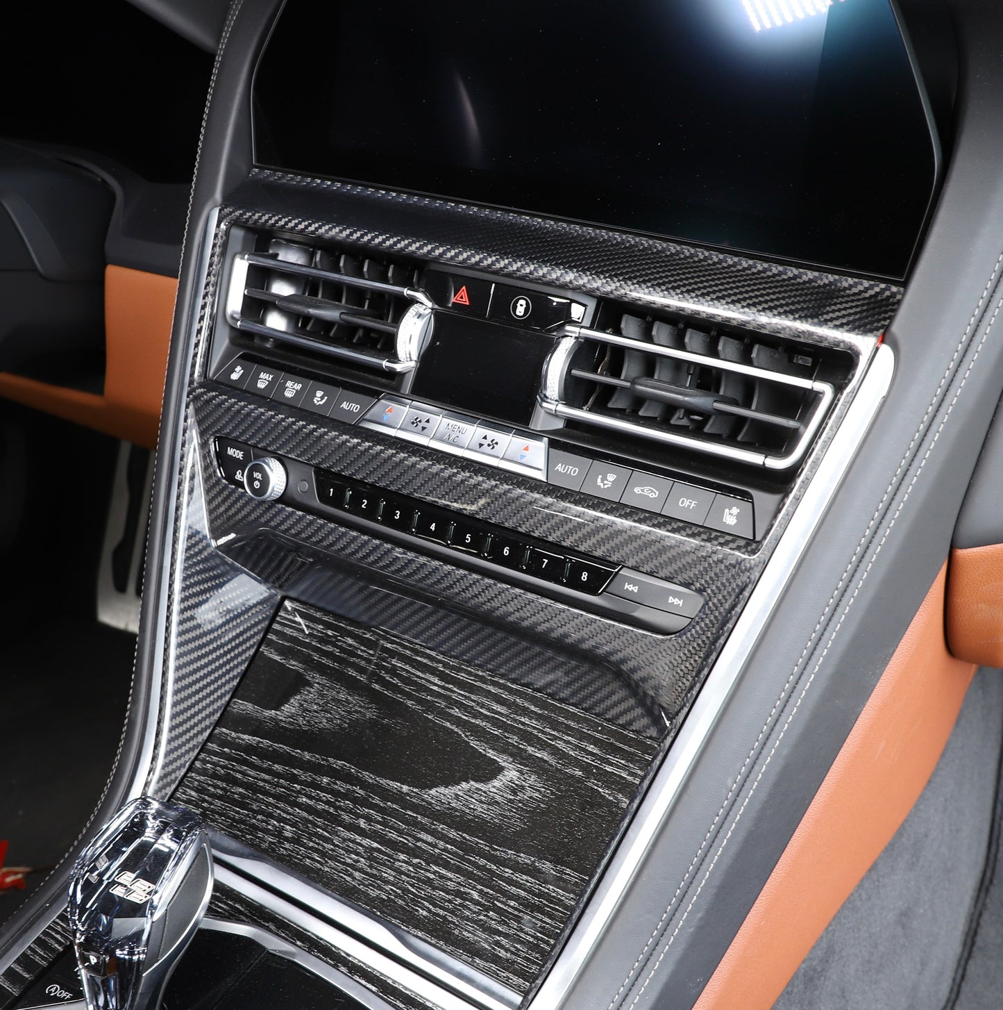 Cover console centrale CD in VERO CARBONIO per BMW Serie 8 2019-2022